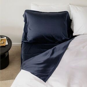 Lunya washable silk sleep sack